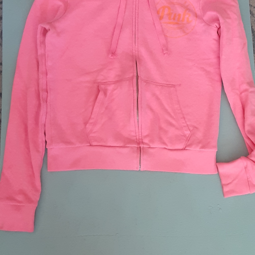 PINK vs jacket - Picture 2 of 4